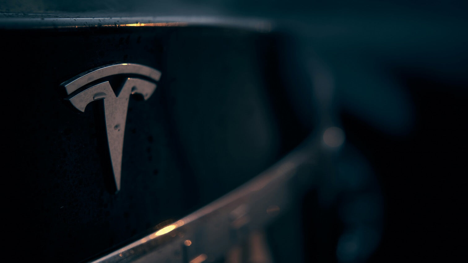 Update deaktiviert Tesla Zigarettenanzünder – was tun?