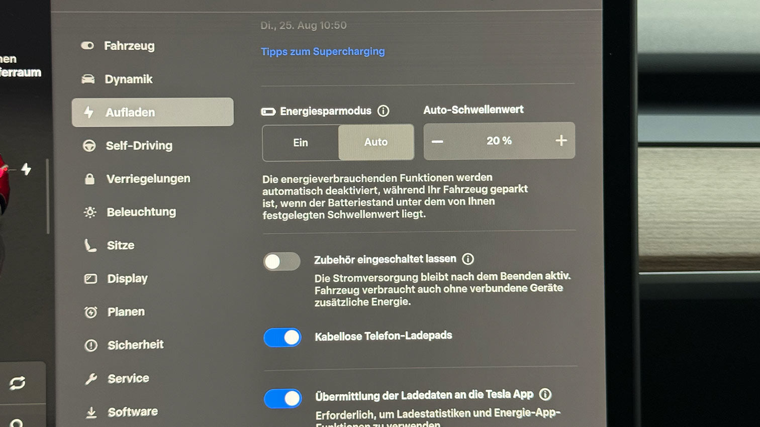 Tesla-Energiesparmodus erklärt: Weniger Verbrauch im Stand