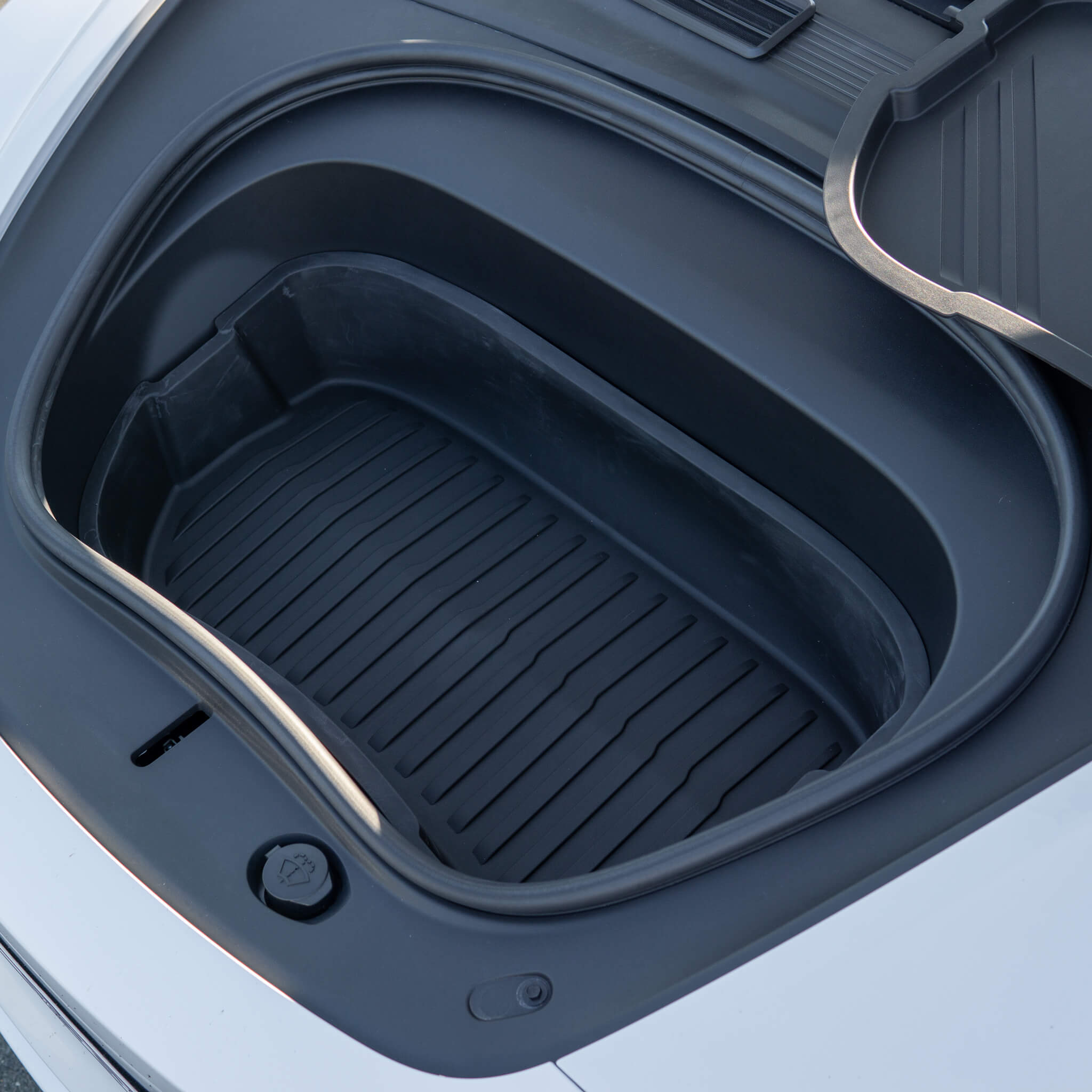 Tesla Model 3 2024: Frunk Organizer
