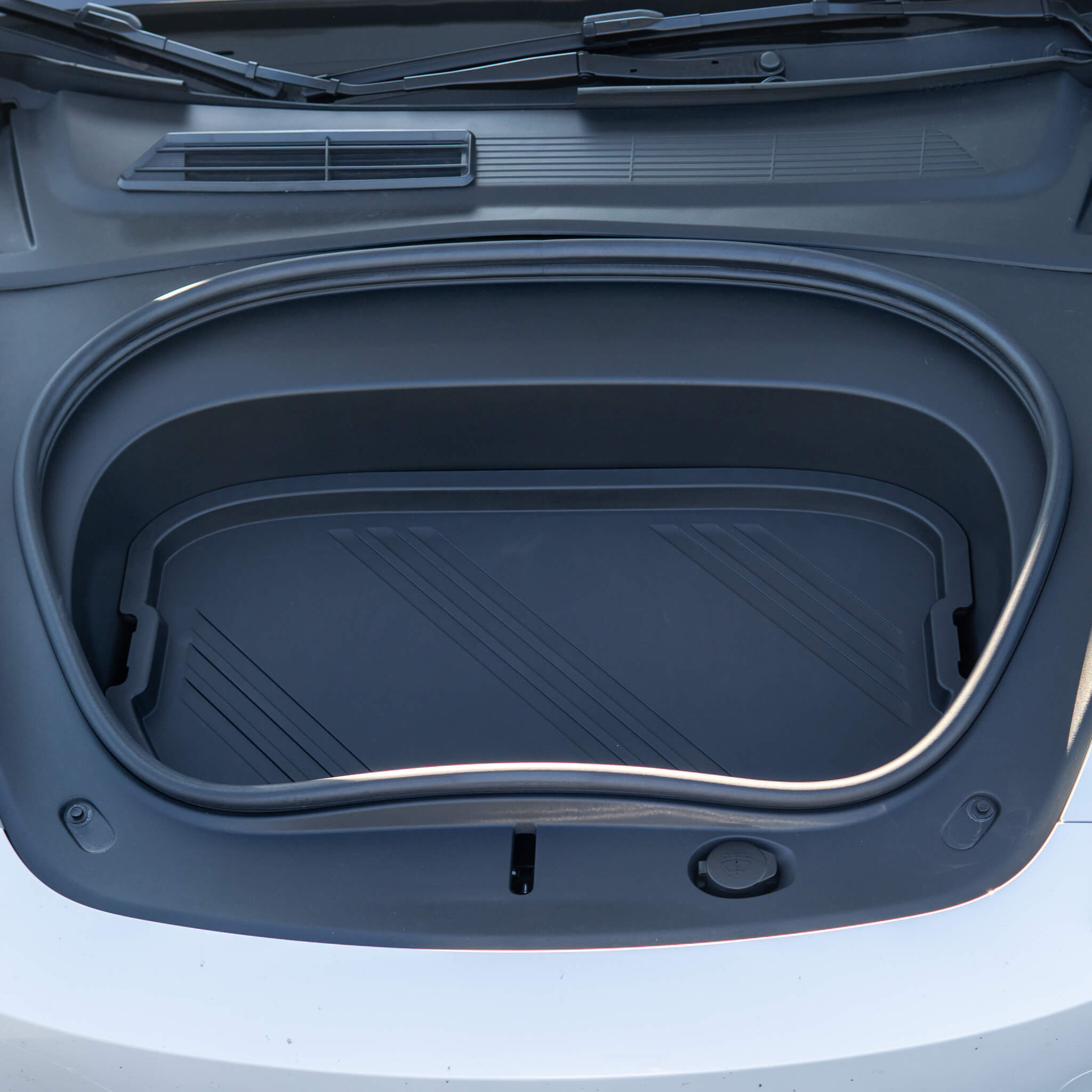 Tesla Model 3 2024: Frunk Organizer