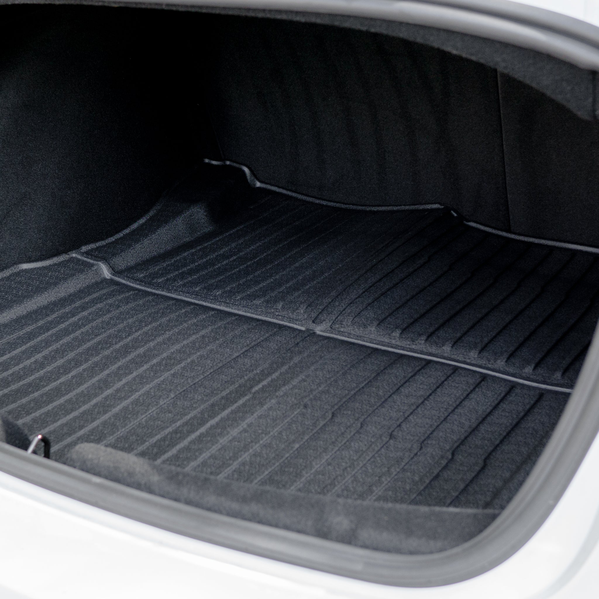 Tesla Model 3 2024: Trunk mat