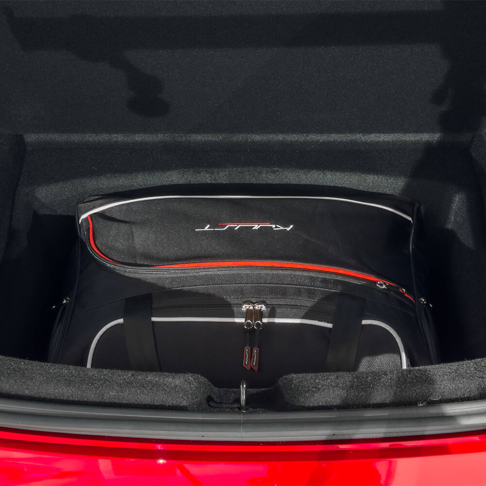 Tesla Model 3 2024: posesett for bagasjerommet