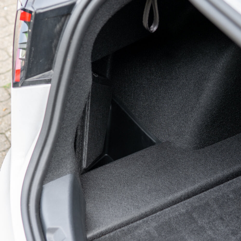 Tesla Model 3: Trunk side organizer