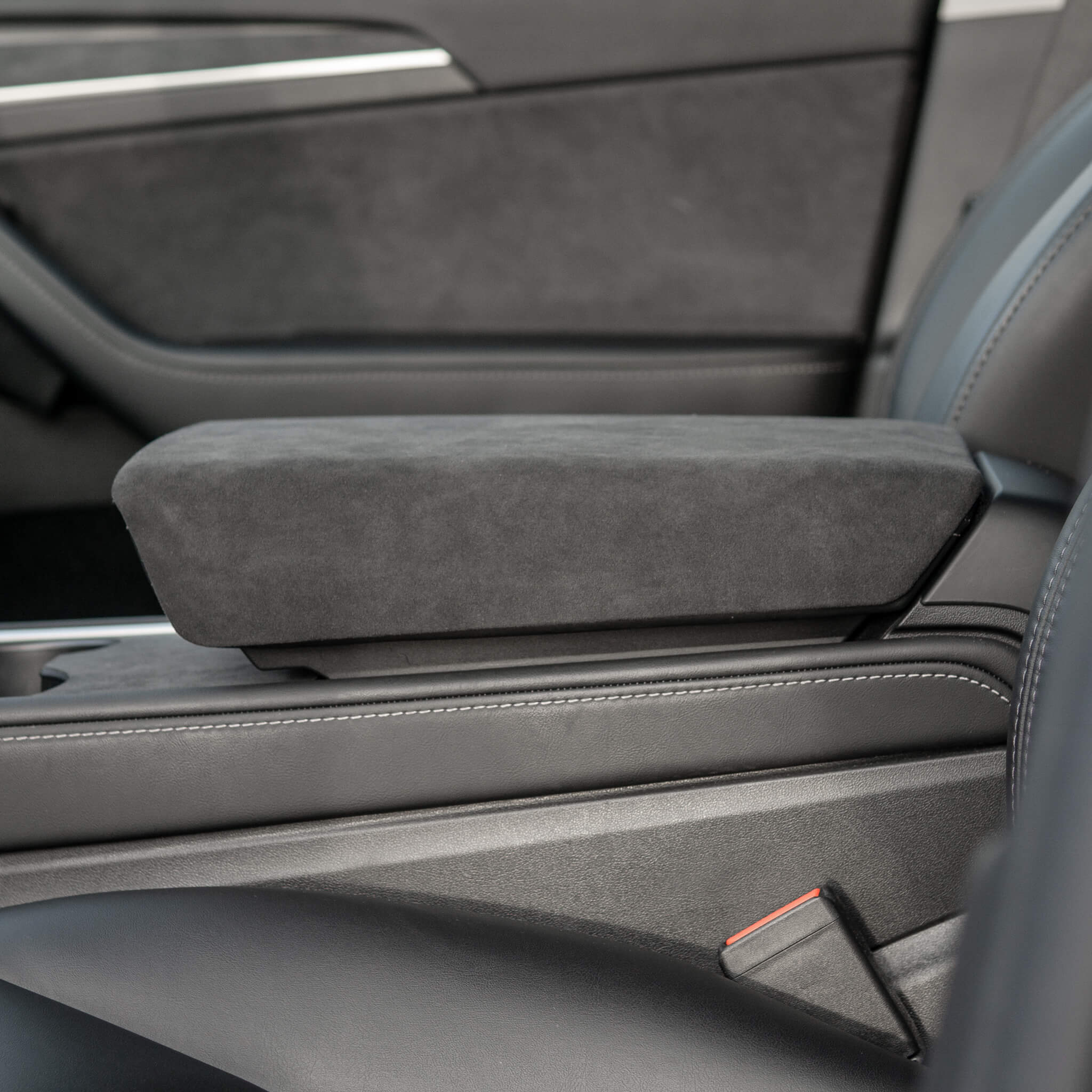 Tesla Model 3/Y Alcantara-Armlehne