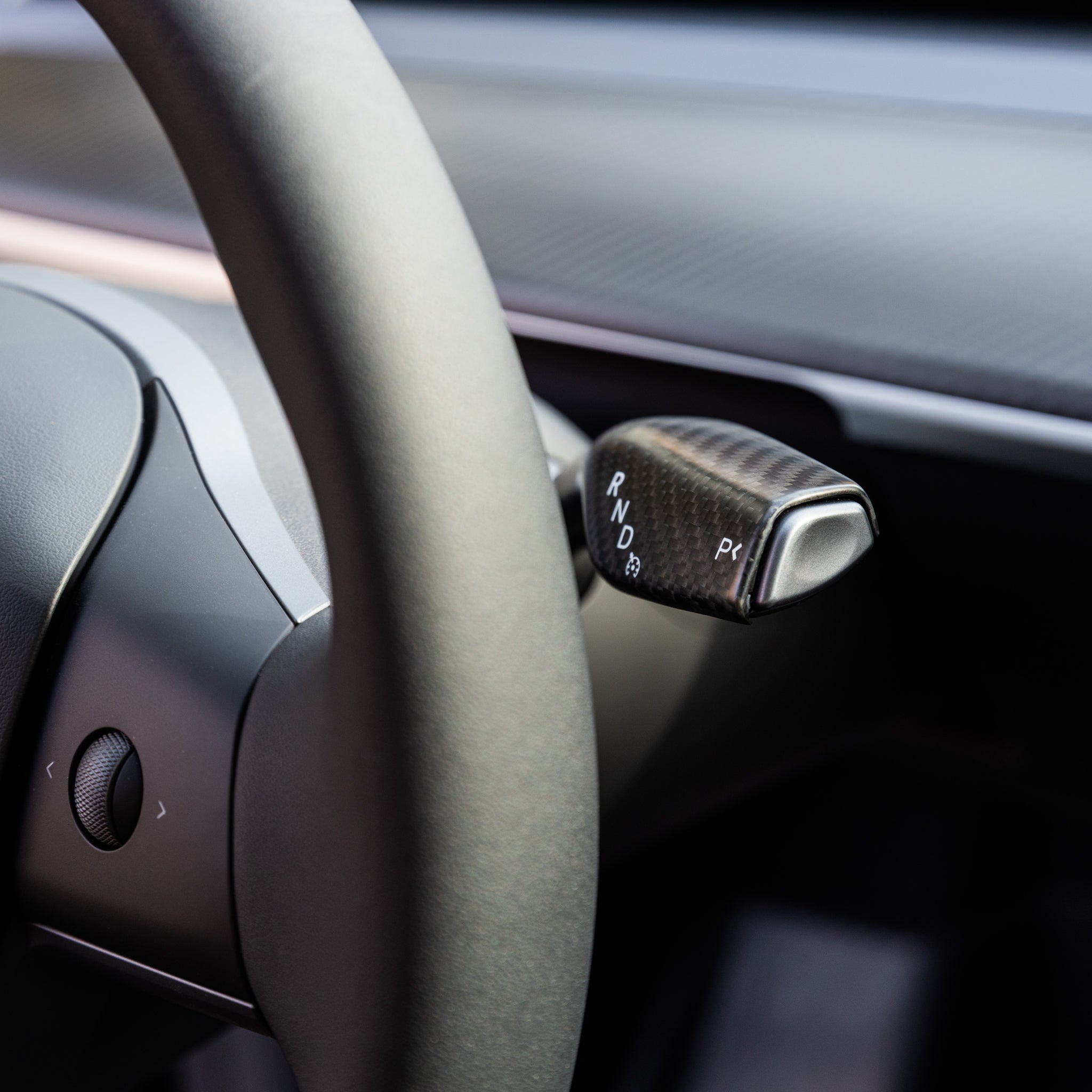 Tesla Model 3/Y: blinklysspak i ekte karbonfiber