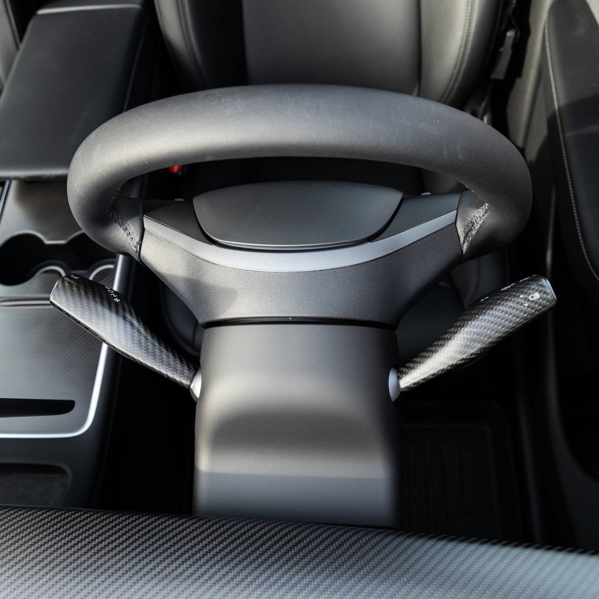 Tesla Model 3/Y: blinklysspak i ekte karbonfiber