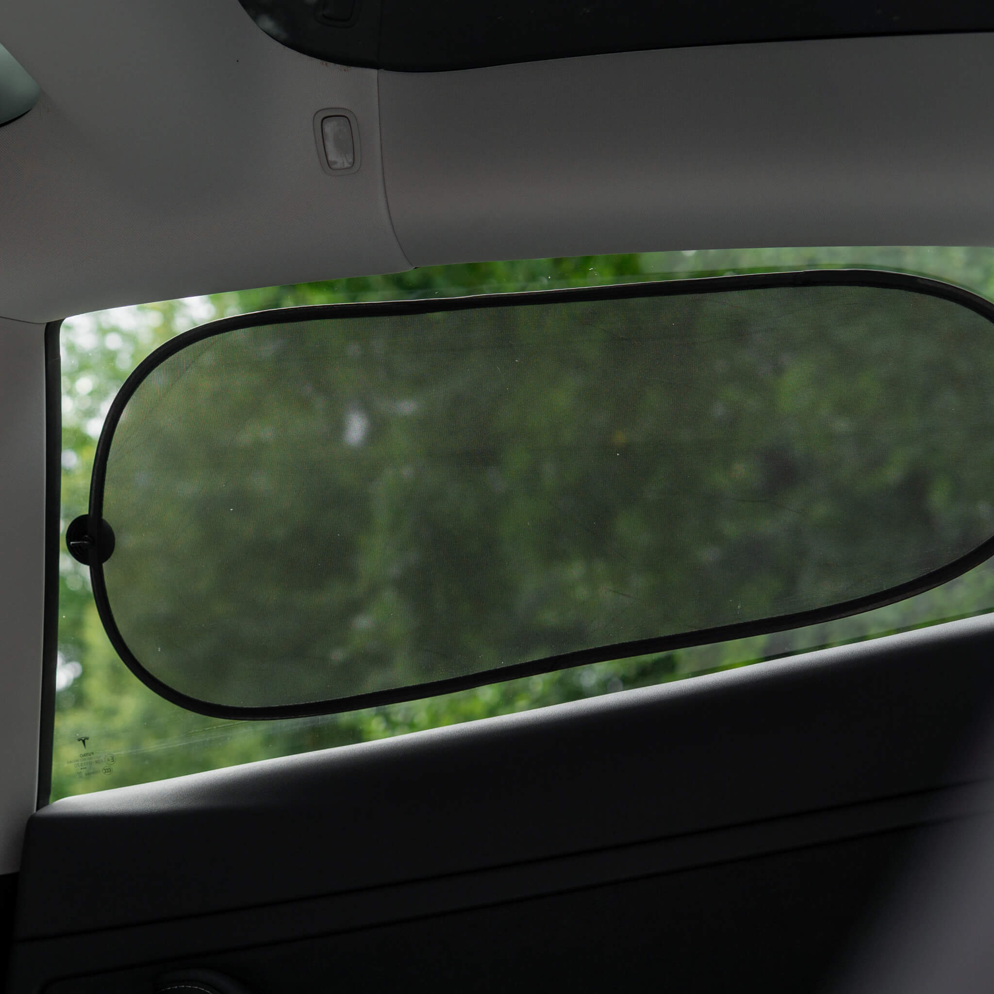 <tc>Tesla Model 3/Y: Child Sun Shades</tc>
