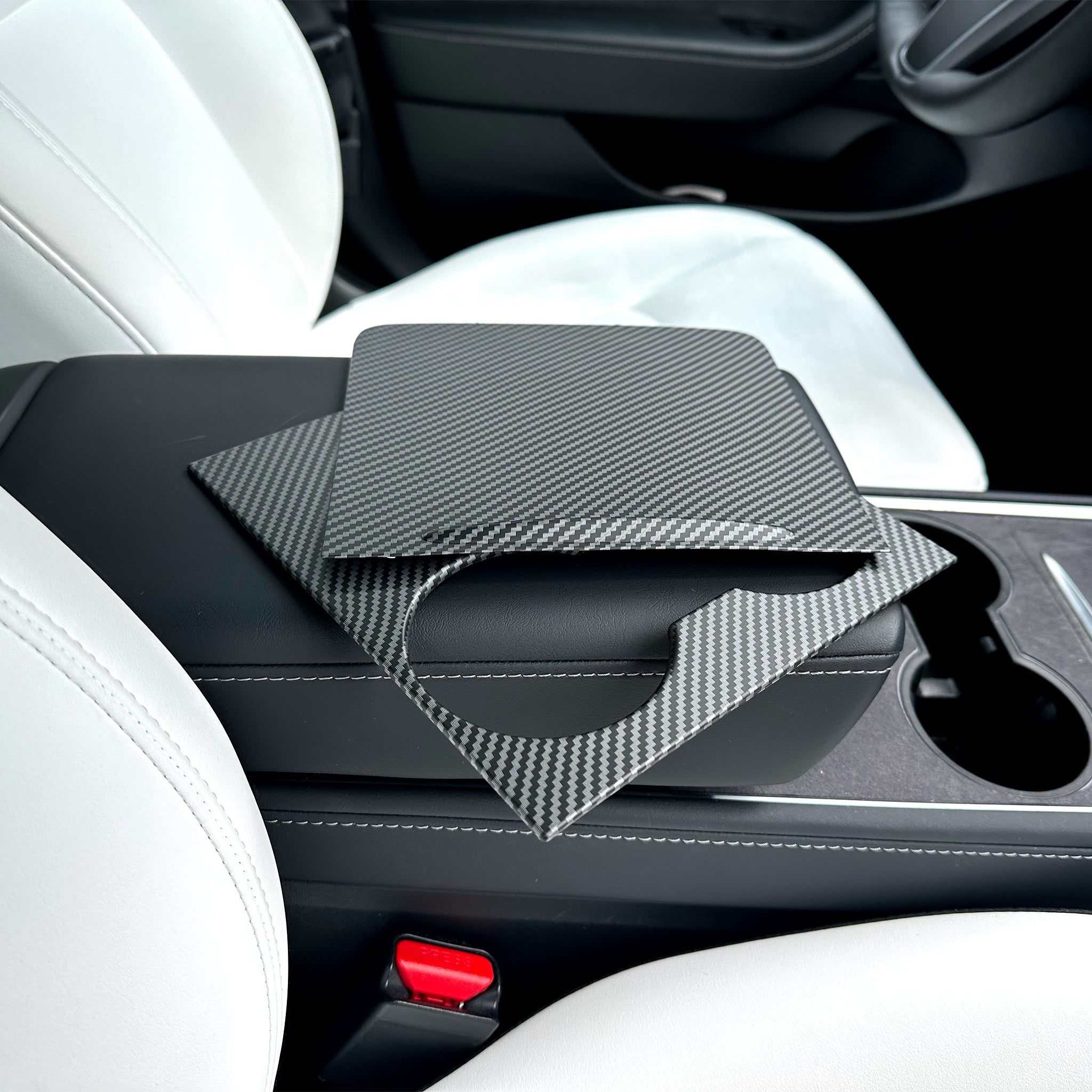#Variante_Carbon-Optik Tesla Model 3/Y: Mittelkonsole Carbon