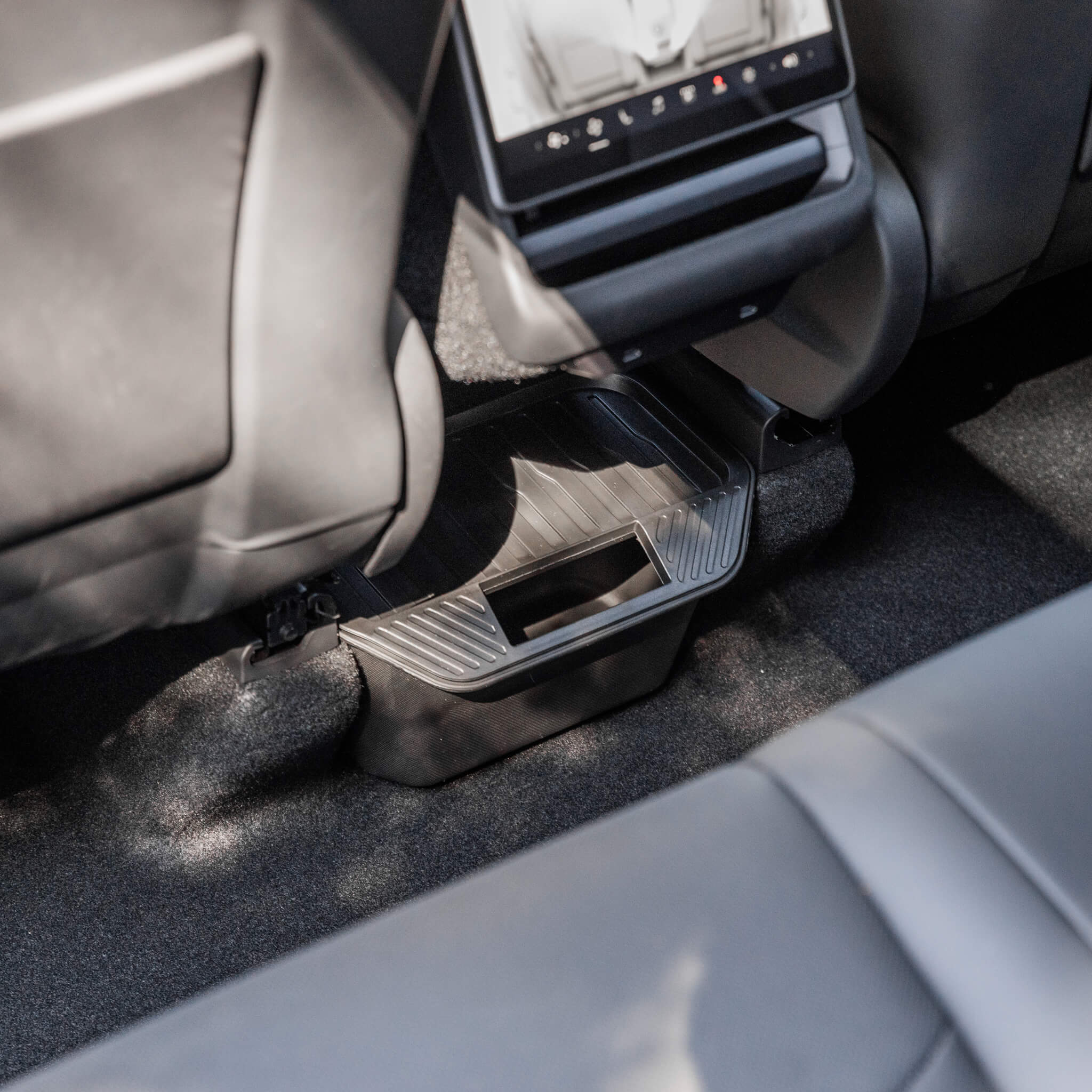 Tesla Model Y 2025: Rücksitz-Organizer
