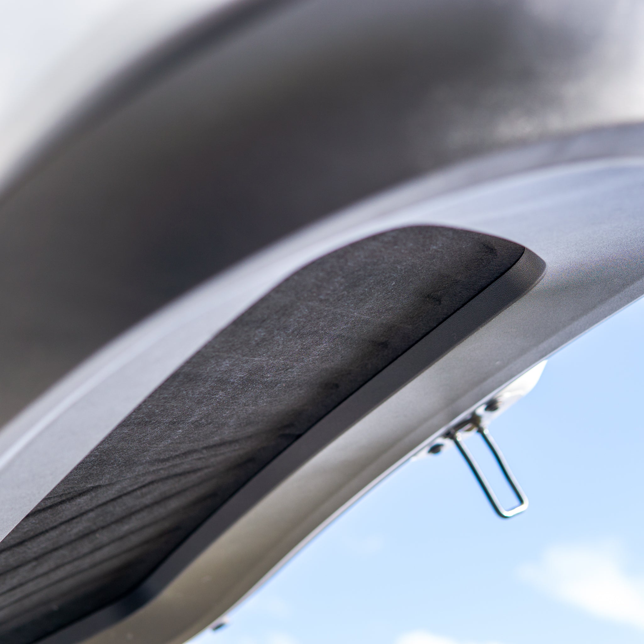 Tesla Model Y: Isolering av bagasjerommet