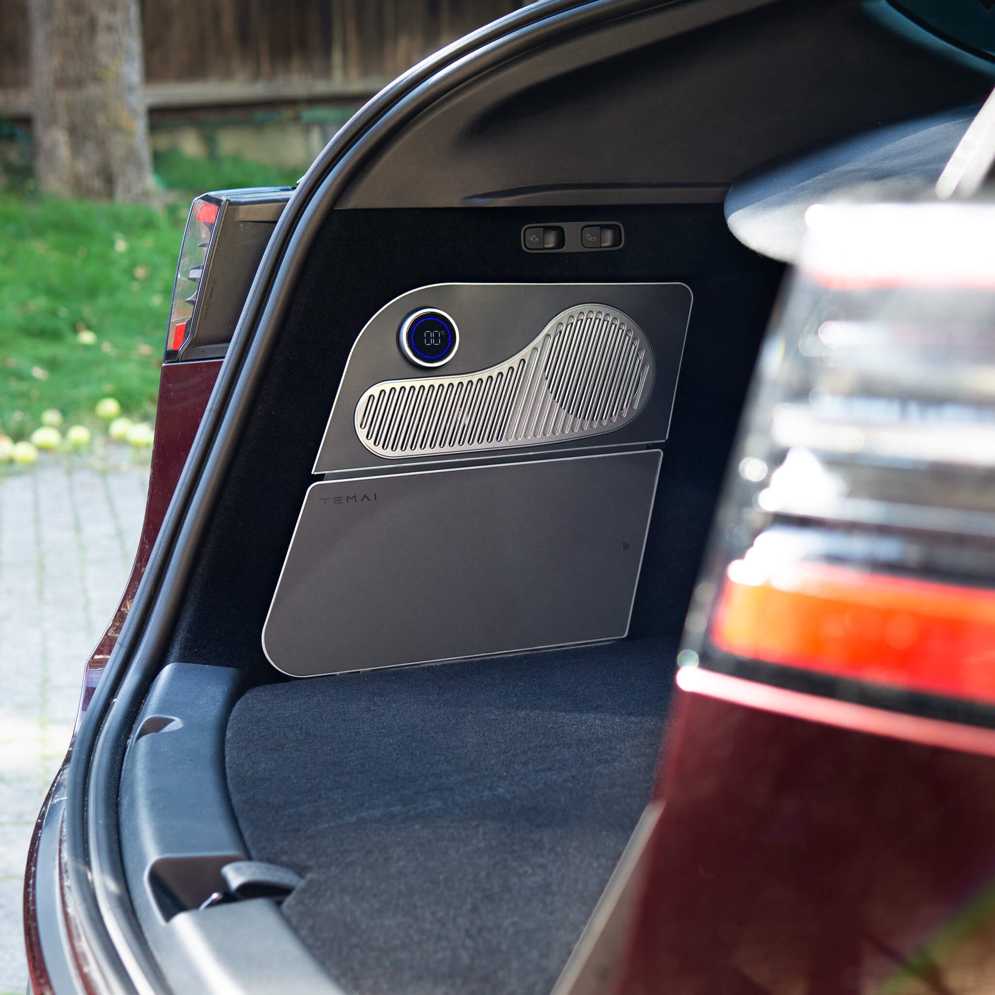 Model Y Kühlschrank