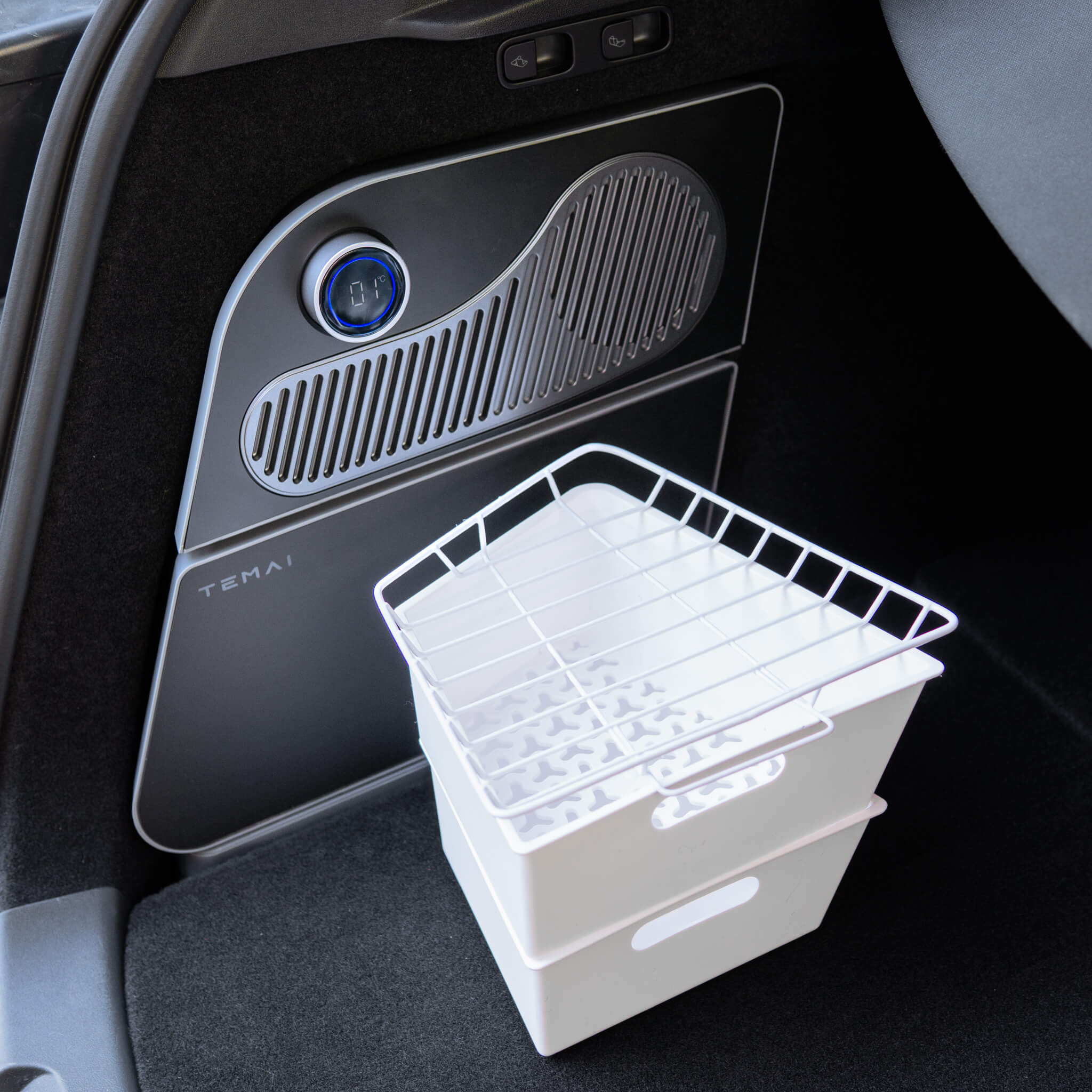 Tesla Model Y: Refrigerator for the trunk