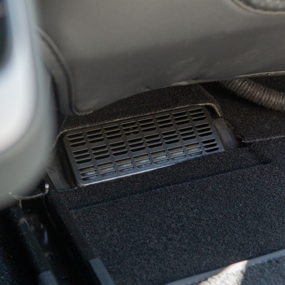 Entlüftungsabdeckung Auto Luftstrom Entlüftungsgitter kompatibel für Tesla  Model Y, 2 Stück Schutzabdeckung Lüftungsgitter Klimaanlagengitter  Einlasszubehör : : Auto & Motorrad