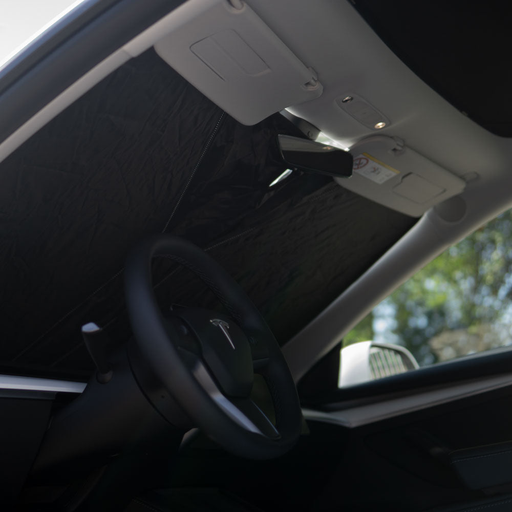 Tesla Model 3/Y: Sonnenschutz für die Frontscheibe