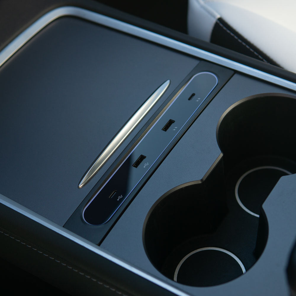 Tesla Model 3/Y: USB-Hub