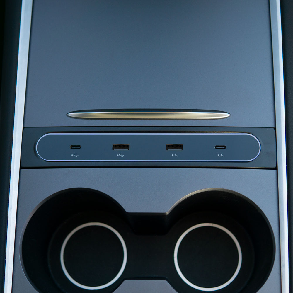 Tesla Model 3 USB C Hub