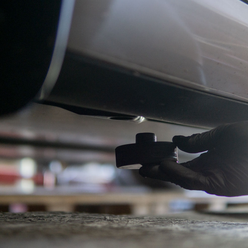 Tesla Model 3/Y: Wagenheberadapter