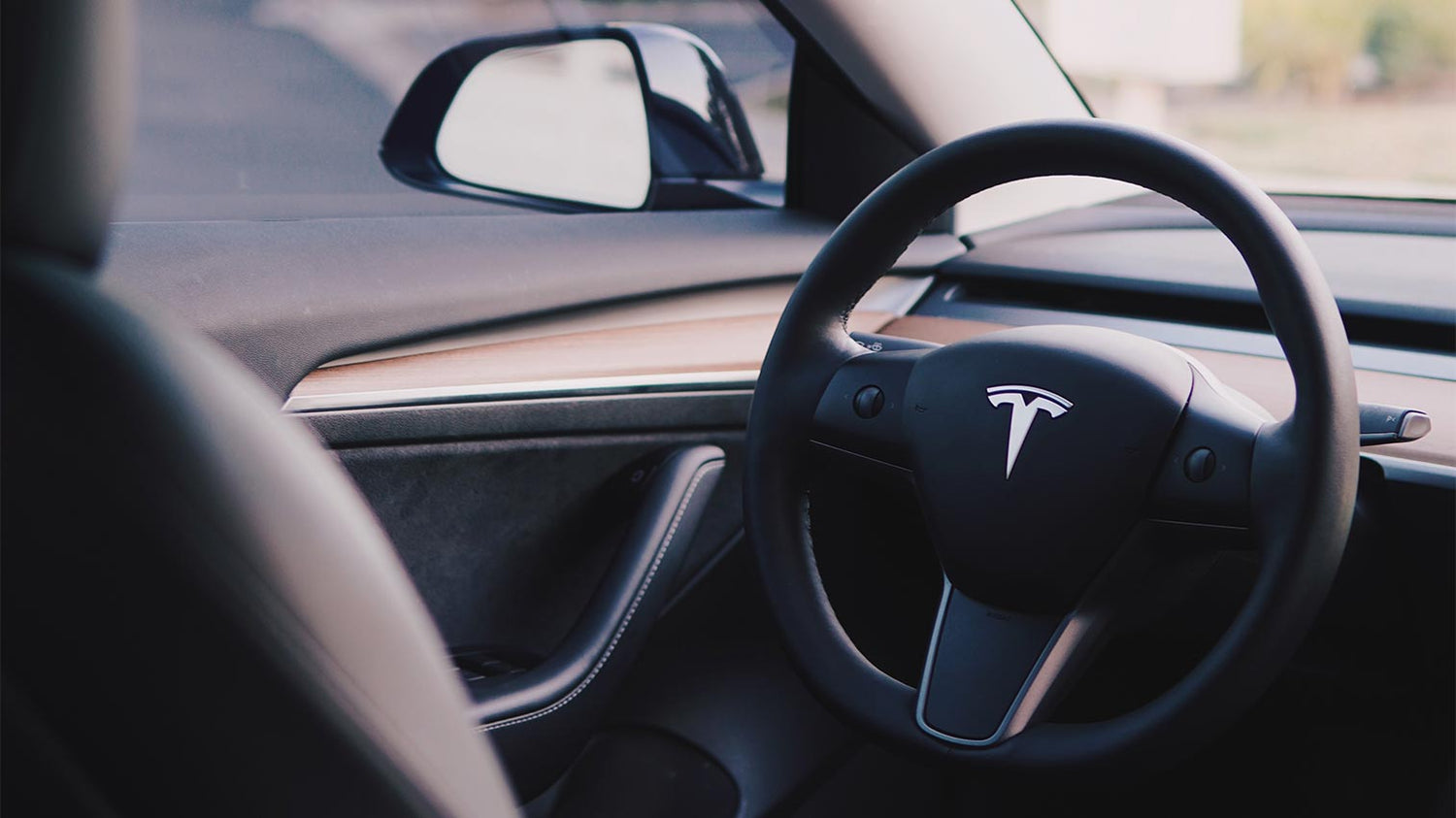 Zubehör-Vorschläge: Die 4 wichtigsten Extras für Tesla Model 3 und