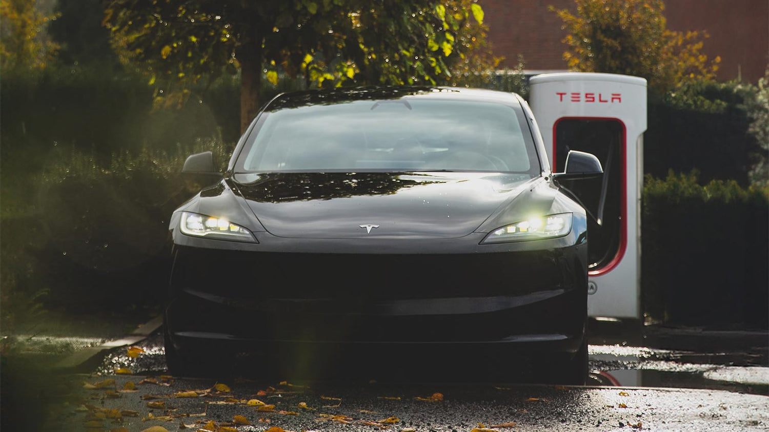 Tesla Supercharger-Preise aktuell: Ladekosten im Überblick