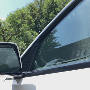 Tesla Model Y: Seitenfenster-Sonnenschutz