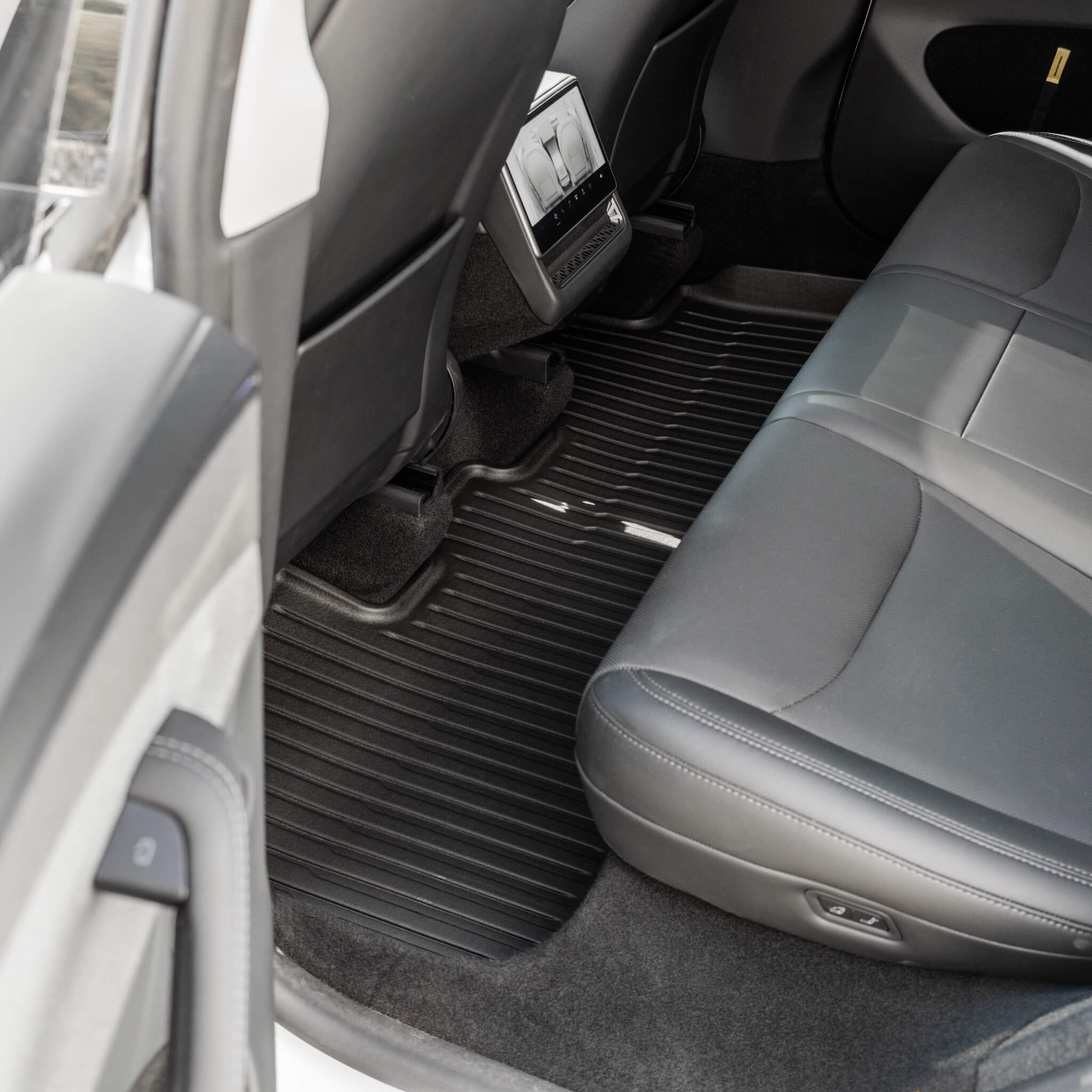 Tesla Model Y 2025-2026: Rubber mat complete set