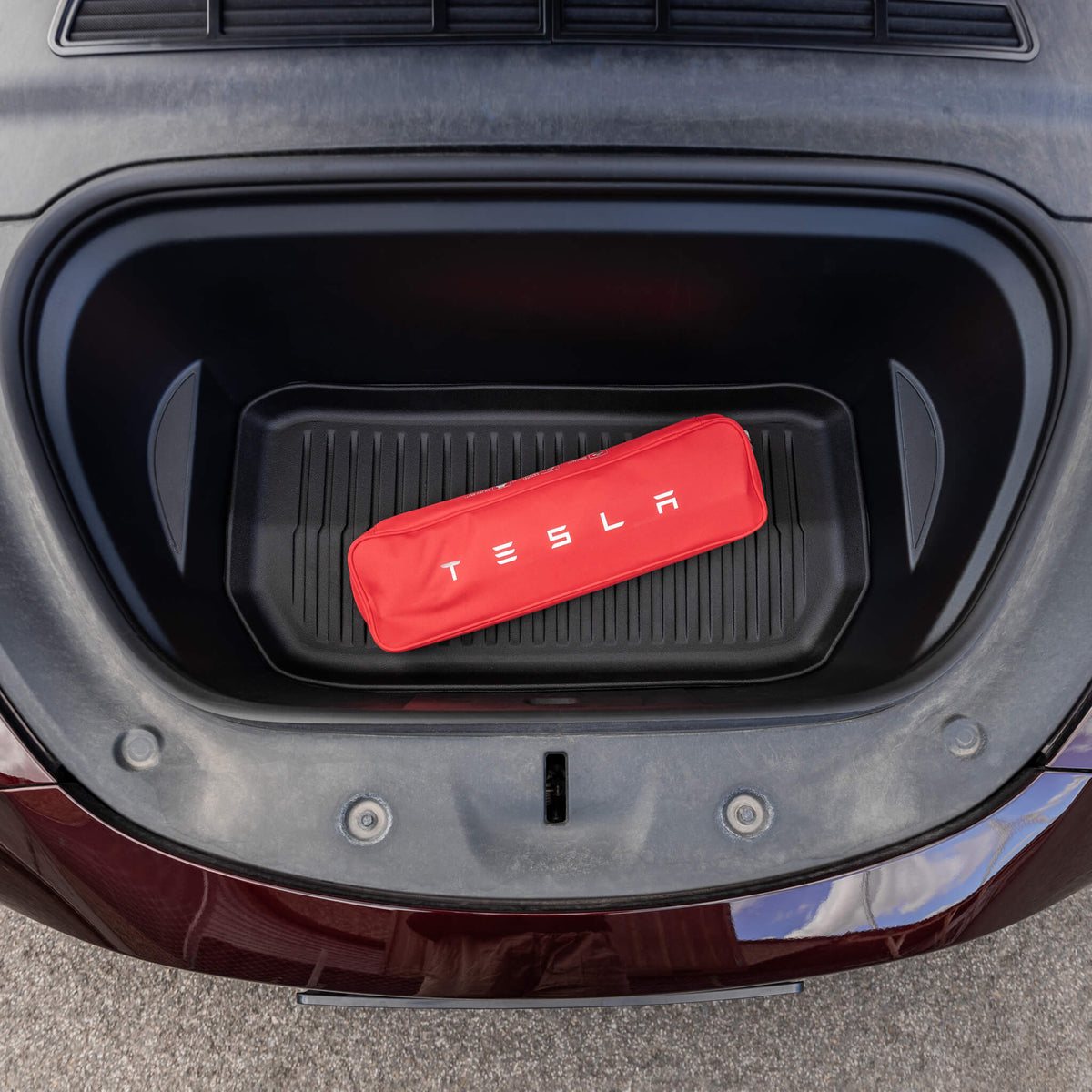 Tesla Model Y: Frunkmatte