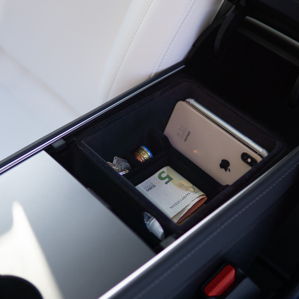 BASENOR Tesla Model 3 Model Y Mittelkonsolen Organizer hinter dem Bildschirm,  Aufbewahrungsbox Armaturenbrett Verstecktes Tablett Rutschfester  Sonnenbrillenhalter Innenausstattung : : Auto & Motorrad